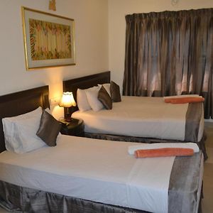 Chambre Standarde Lit Queen-Size